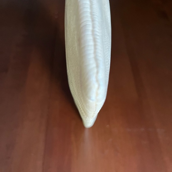 Rare Philippe Vintage Leather Clutch Purse Cream With Spring Lock Open/Close - Picture 6 of 10